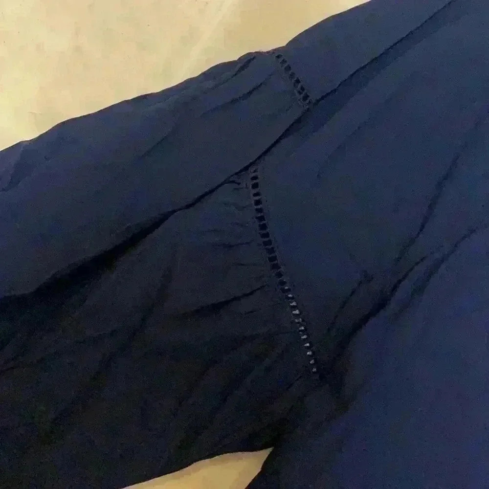Old navy - Picture 2 of 4